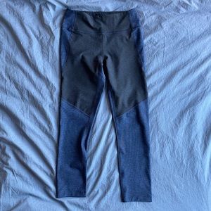 Outdoor Voices Warmup 3/4 Legging Two Tone Navy / Charcoal, S